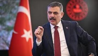 Bakan &Ccedil;ift&ccedil;i'den 'su&ccedil;a s&uuml;r&uuml;klenen &ccedil;ocuklar' a&ccedil;ıklaması:
