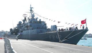 TCG Fatih İstanbul'da ziyarete a&ccedil;ıldı