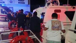&Ouml;zel teknede rahatsızlanan 4 kişiye tıbbi tahliye