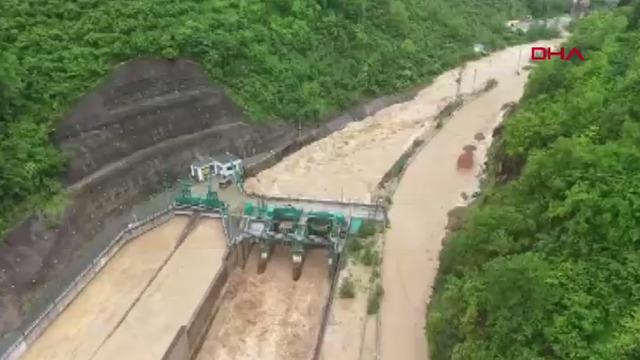 Giresun'da sağanak! Dereler taştı