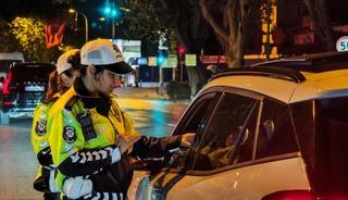 Kadık&ouml;y'de polis ekiplerinden bayram denetimi