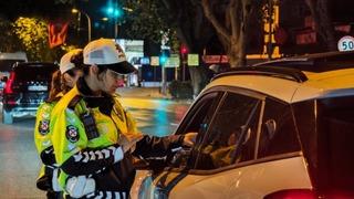 Kadıköy'de polis ekiplerinden bayram denetimi