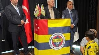 Son dakika: Aziz Yıldırım'a L&uuml;leburgaz'da meşaleli karşılama