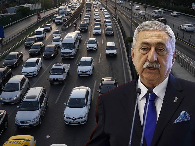 Sigorta ve kasko &ccedil;ıkışı geldi: 'Neredeyse araba fiyatına' 