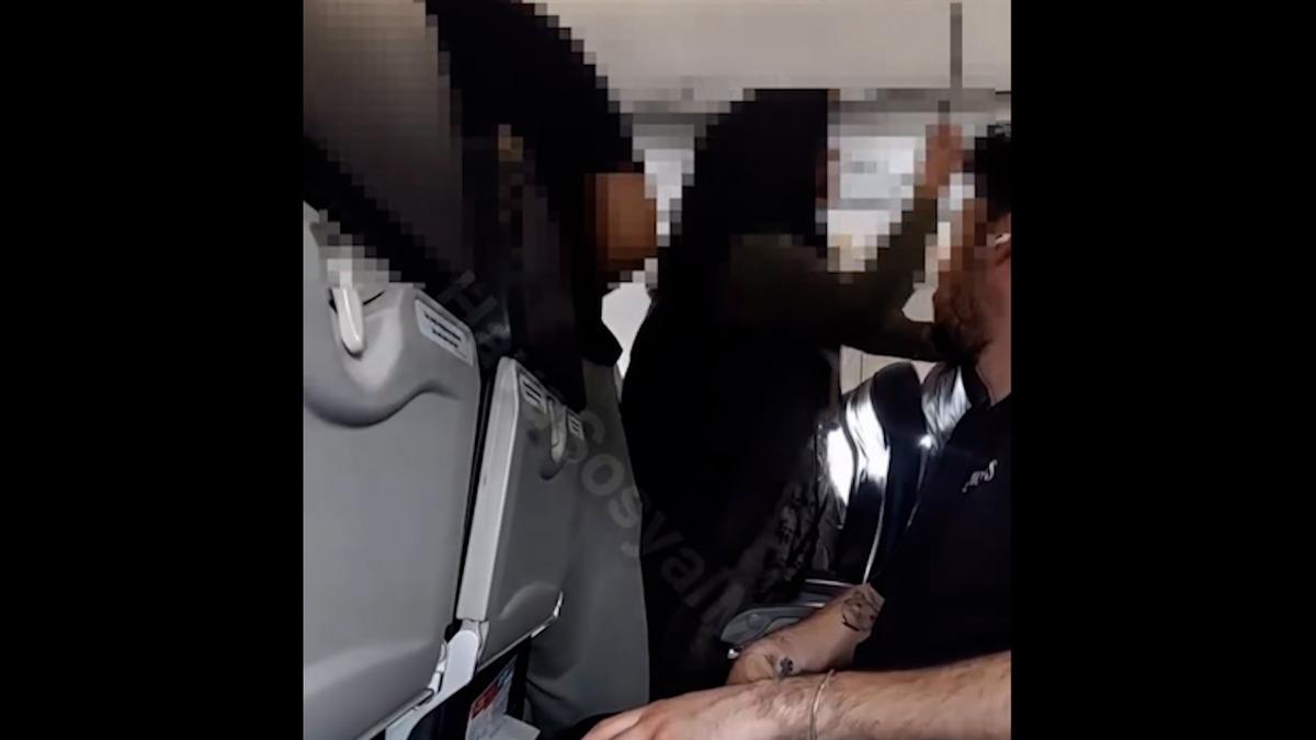 Havada tuvalet krizi! Gidemeyince kabine yaptı 1