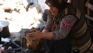 Kurbanlar kesildi, kelleler &uuml;t&uuml;lmeye başladı