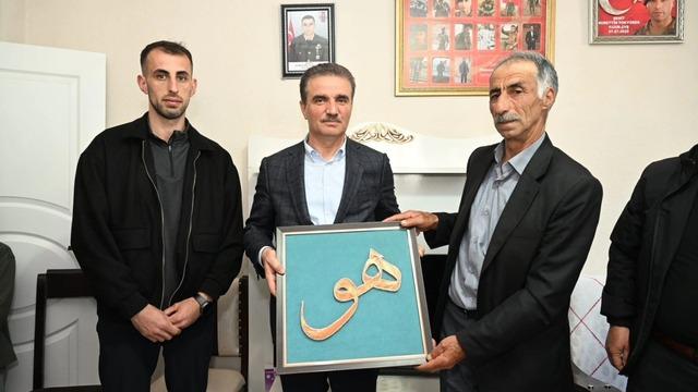 Şehit ailelerine bayram ziyareti