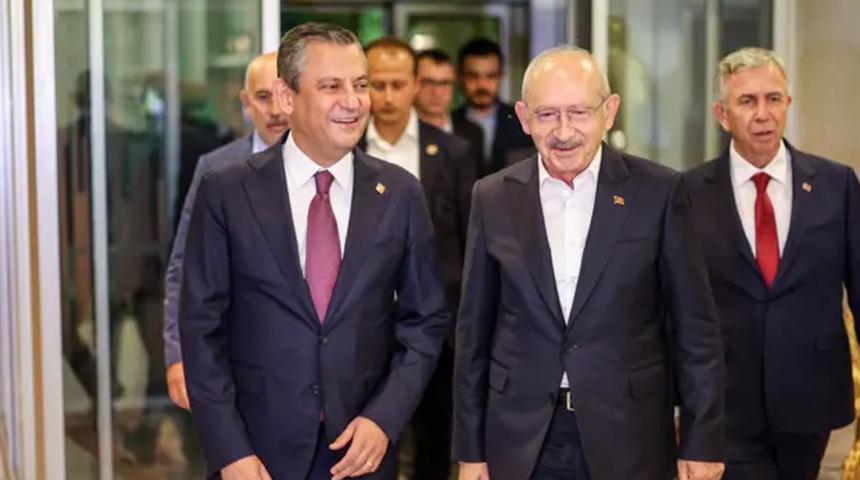 &Ouml;zg&uuml;r &Ouml;zel'den Kemal Kılı&ccedil;daroğlu a&ccedil;ıklaması: "Ne desem 'Bilmiyorum' diyor"