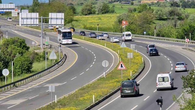 Kemikli Rampaları’nda bayram dönüşü yoğunluğu sürüyor 2