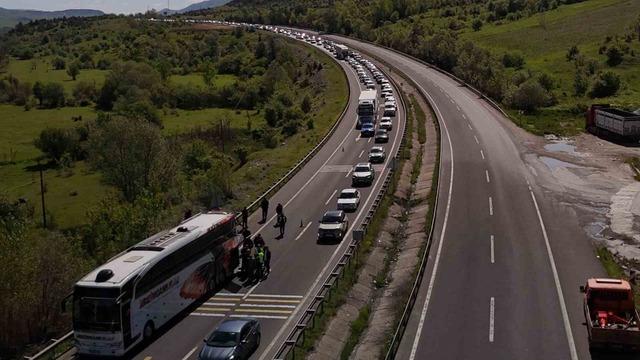 Kemikli Rampaları’nda bayram dönüşü yoğunluğu sürüyor