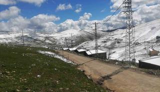 Doğu Karadeniz yaylalarına kış geri geldi