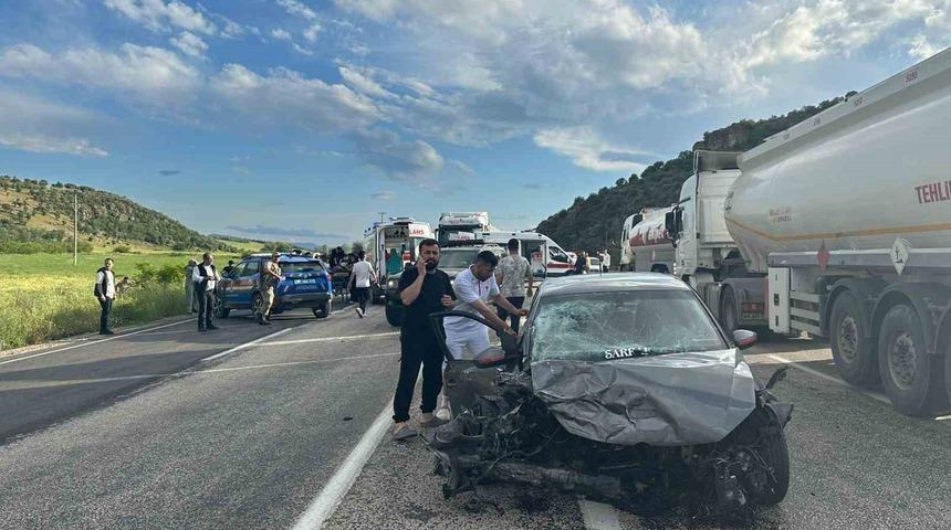 Feci kazada &ouml;l&uuml; sayısı 4&rsquo;e y&uuml;kseldi