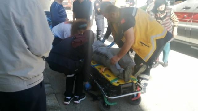 Alevlerin sardığı evde can pazarı: Yaşlı çift son anda itfaiye ekiplerince kurtarıldı 4