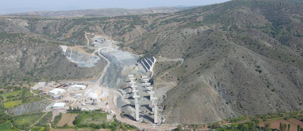 &Ccedil;alışmalar hızlandı: 42 ili birbirine bağlayacak 7
