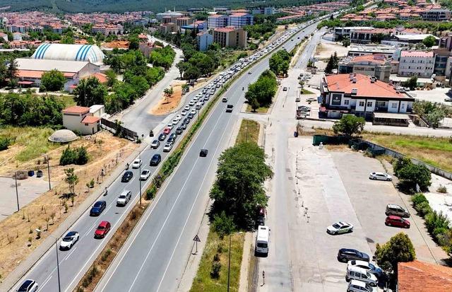 Muğla&rsquo;da tatilcilerin d&ouml;n&uuml;ş yolcuğu başladı 6