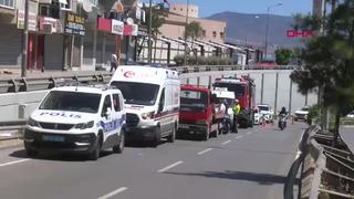 İzmir'de acı olay!  Bariyerlere çarpan motosikletin sürücüsü öldü