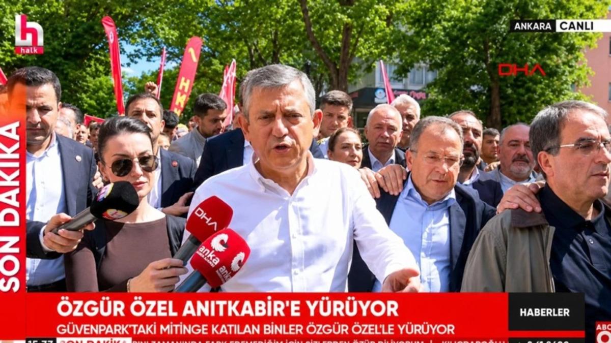 Özgür Özel'den Kemal Kılıçdaroğlu'na 'FETÖ' tepkisi! "İftiraları şimdi kendisi sahipleniyor"
