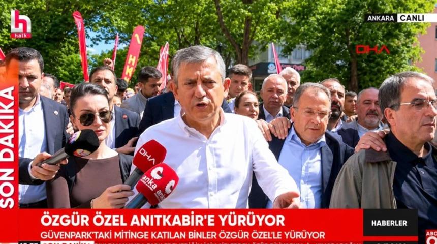 &Ouml;zg&uuml;r &Ouml;zel'den Kemal Kılı&ccedil;daroğlu'na 'FET&Ouml;' tepkisi! "İftiraları şimdi kendisi sahipleniyor"