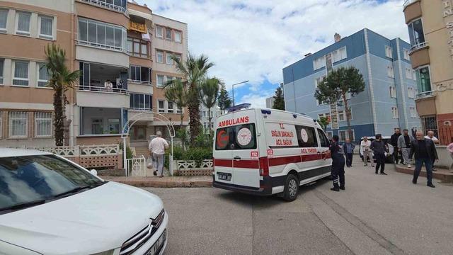 Mahallede panik: Genç kadın 2 saat sonra ikna oldu 1