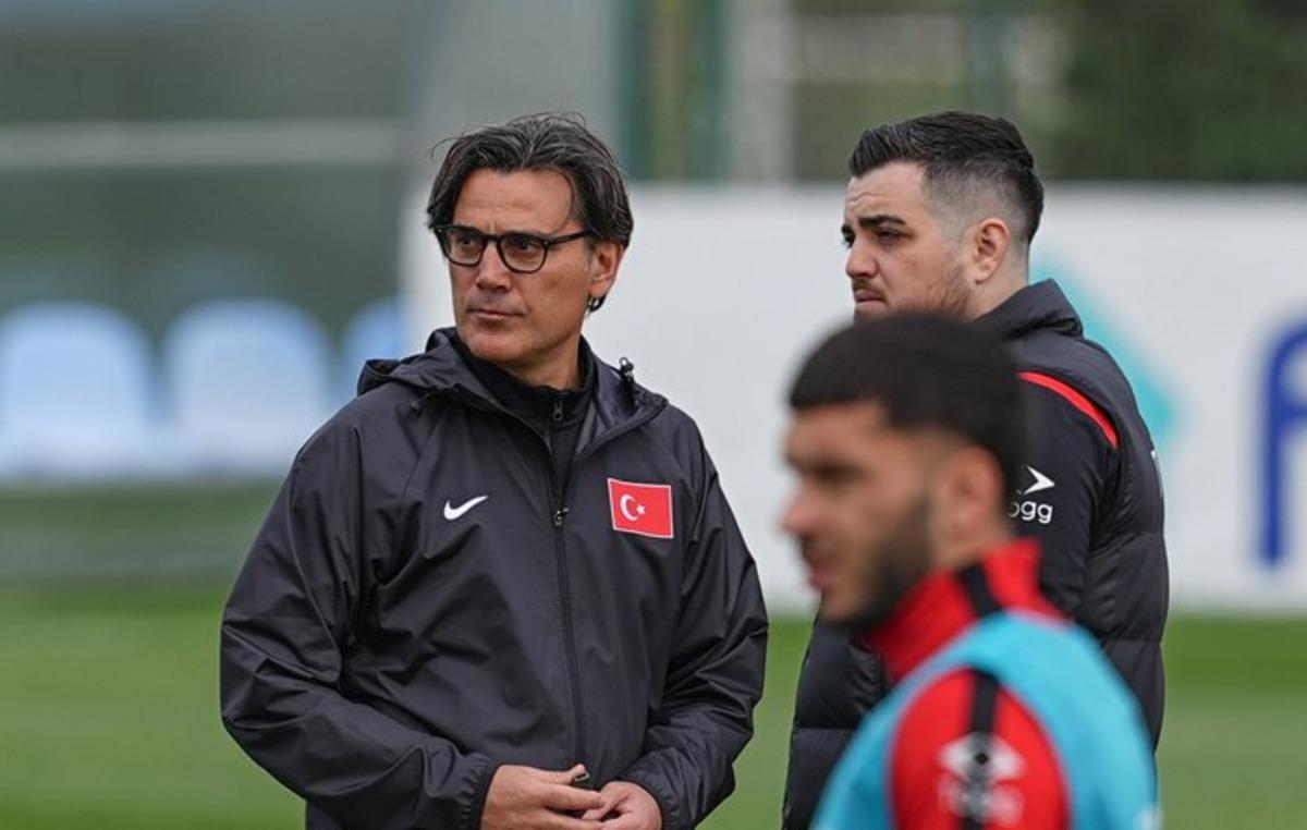 TFF Başkanı Hacıosmanoğlu ndan zehir zemberek s&ouml;zler: "T&uuml;rkiye yabancı &ccedil;&ouml;pl&uuml;ğ&uuml; değil!" 1