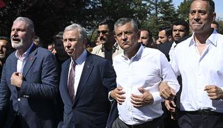 Kılı&ccedil;daroğlu'na yakın isimden Mansur Yavaş s&ouml;zleri! "Aday g&ouml;sterebiliriz"
