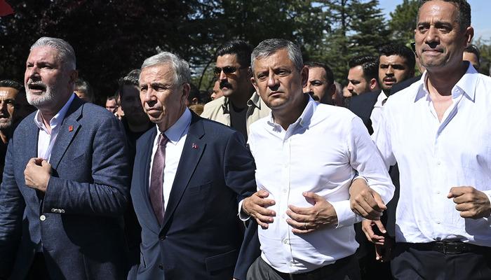 Kılı&ccedil;daroğlu'na yakın isimden Mansur Yavaş s&ouml;zleri! "Aday g&ouml;sterebiliriz"