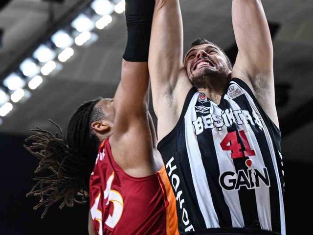 Beşiktaş GAİN, Galatasaray MCT Technic&rsquo;i yenerek yarı finale &ccedil;ıktı