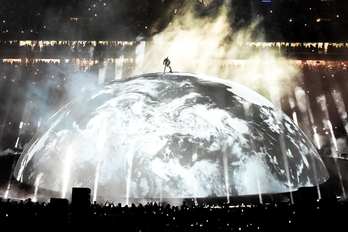 Kanye West İstanbul’da dünya rekorunu kırdı 6
