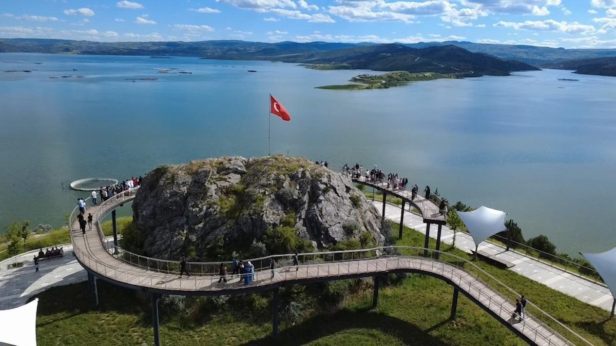 Araçlar kuyruk oldu Uzaksanız da uğrayın, bu kadar beklemiyordum 3