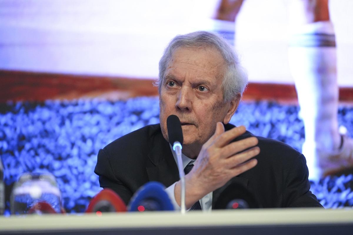 Fenerbahçe de Aziz Yıldırım dan gövde gösterisi! Guirassy ve Muriqi den sonra şimdi de Sörloth 5
