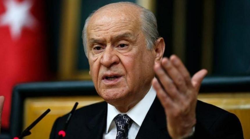 MHP lideri Devlet Bahçeli'den Fransa'ya sert tepki! Bahçeli'den flaş tweetler...