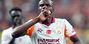 Victor Osimhen'den ayrılık iddialarına yanıt geldi!