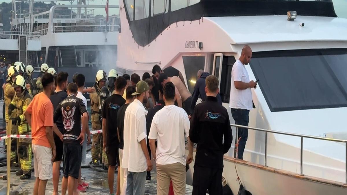 Bebek sahilinde tur teknesinde korkutan yangın: Ekipler seferber oldu 4