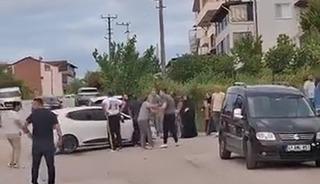 Aileler arasında silahlı sopalı kavga: 5 yaralı