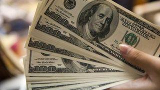 Dolar tüm zamanların rekorunu kırdı