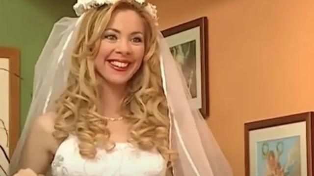 Onun için ülkeyi terk etmişti! Sihirli Annem'in Betüş'ü İnci Türkay'ın oğlu Ali boyunu geçti