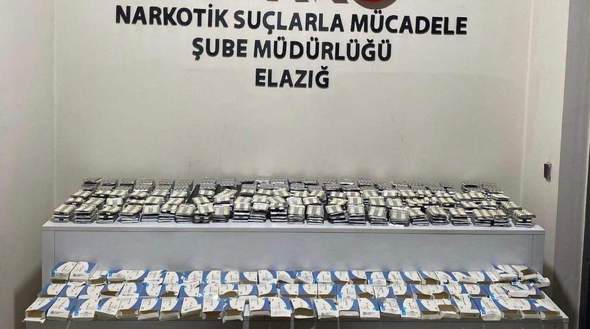 Elazığ'da d&uuml;zenlenen uyuşturucu operasyonunda 2 zanlı tutuklandı