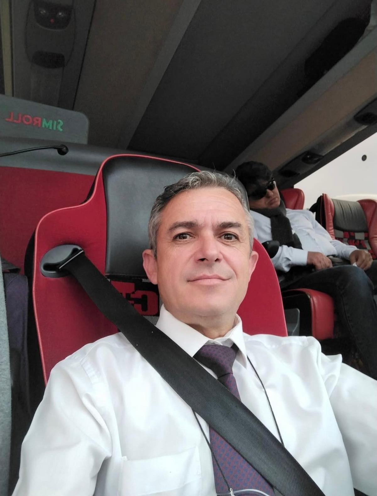 Yeni evlenen, kanseri yenen, cübbeyi giyemeyen... Acı kazadan geriye hikayeleri kaldı 7