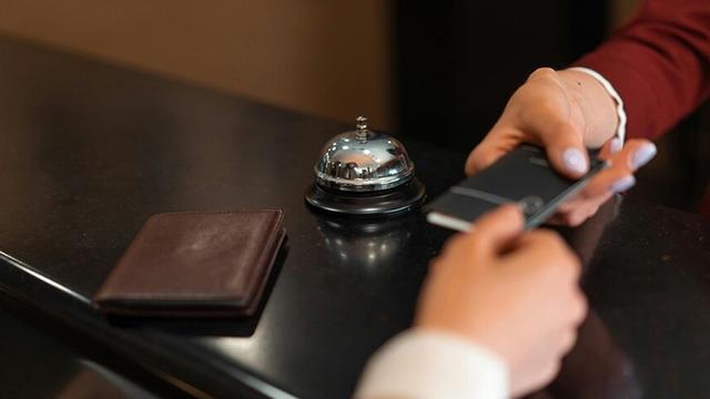 'Lüks otelde uygun fiyatlı tatil' uyarısı: 'Kredi kartı'na dikkat