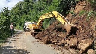 Ordu’da heyelan nedeniyle ulaşıma kapanan 236 mahalle yolu açıldı
