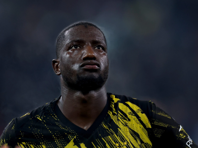 Hem Hakan Safi hem Aziz Yıldırım peşindeydi! Dortmund'dan resmi transfer a&ccedil;ıklaması