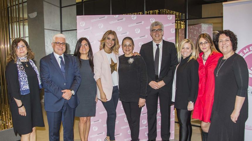 Ünlüler 'Pembe Rota' yolcusu oldu!