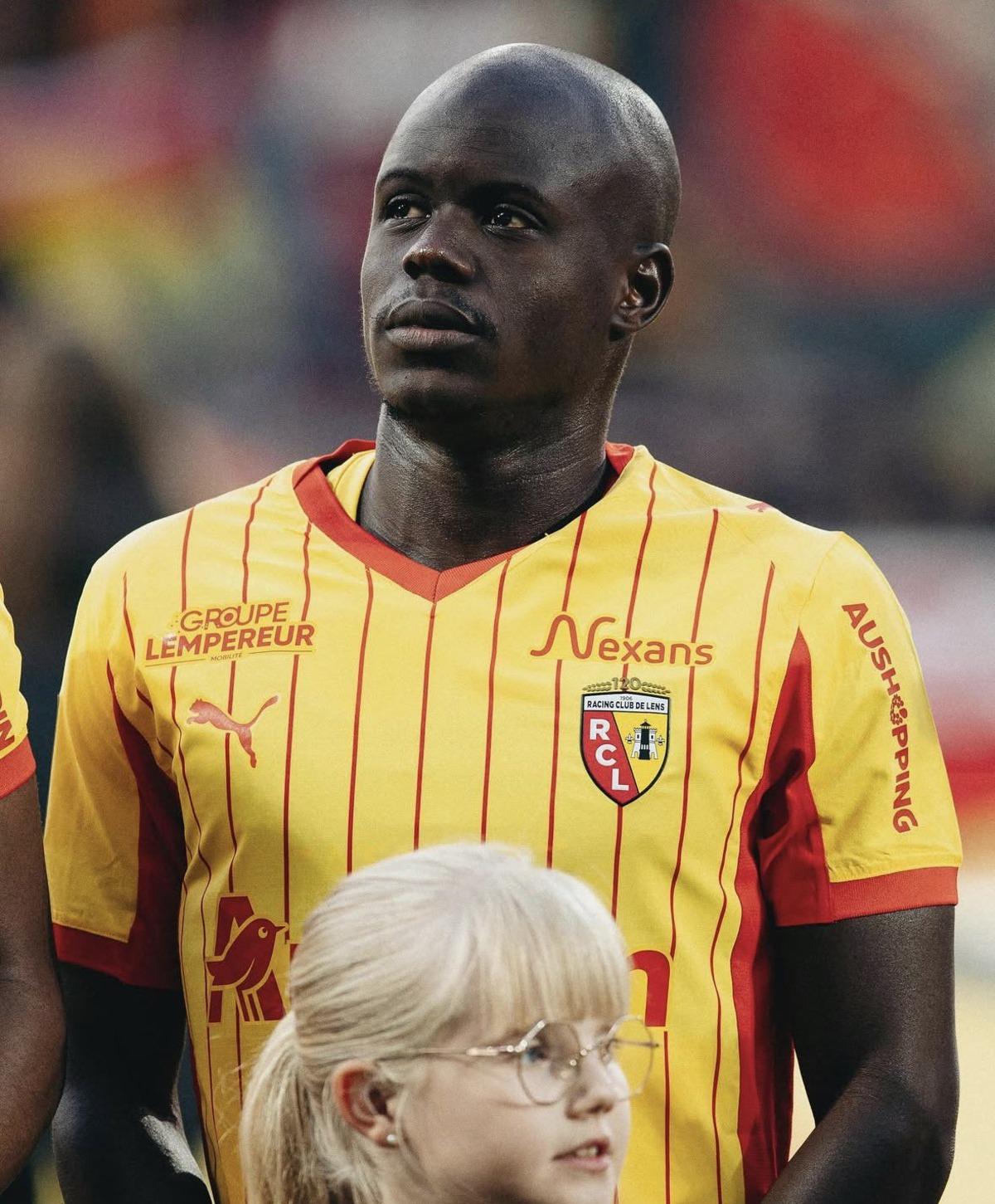 Aziz Yıldırım Londra ya çıkarma yaptı! Ake, Bassey ve Malang Sarr harekatı 2