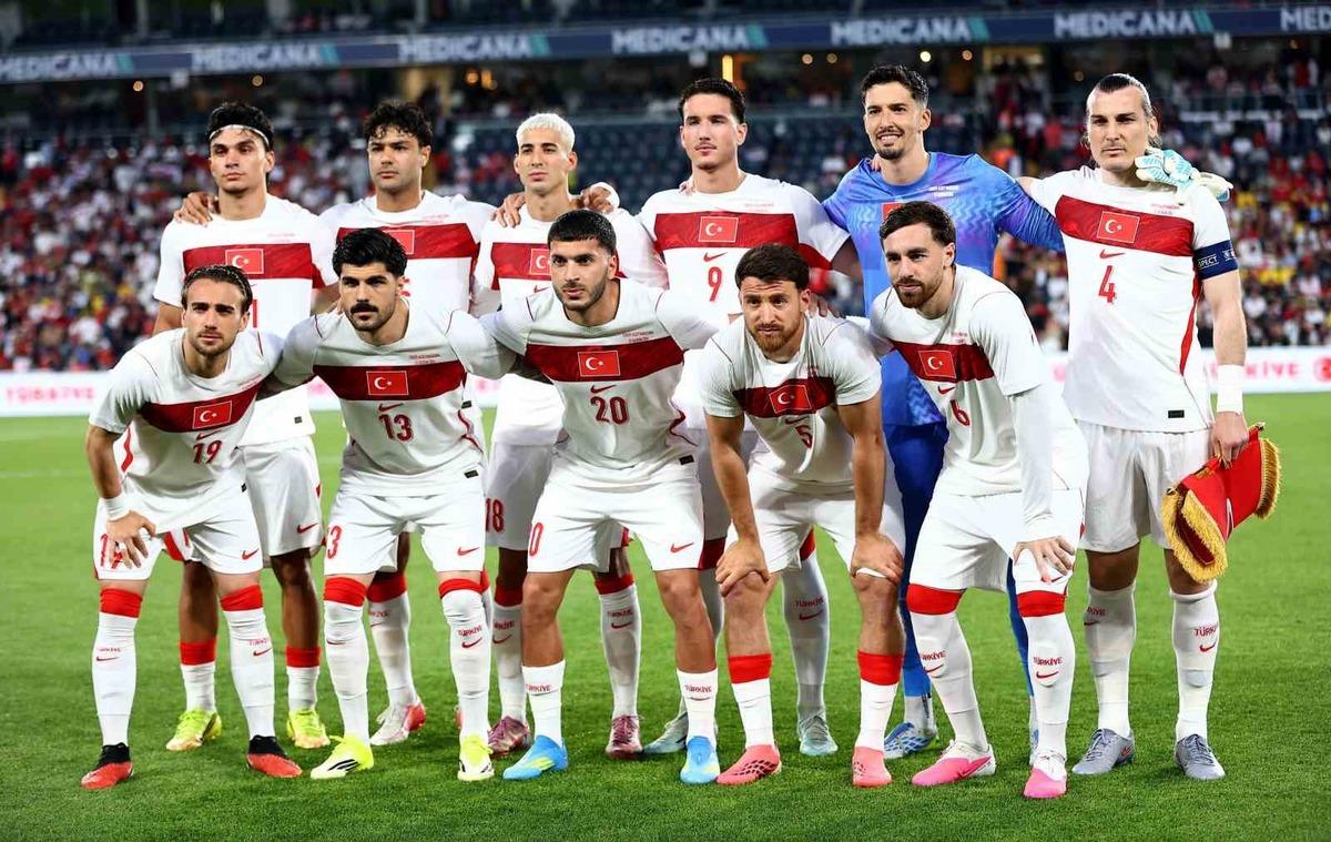 A Milli Futbol Takımı’nda 9 değişiklik 1