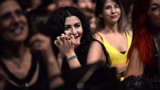 Deniz Çakır ve Güvenç Dağüstün aşkı belgelendi