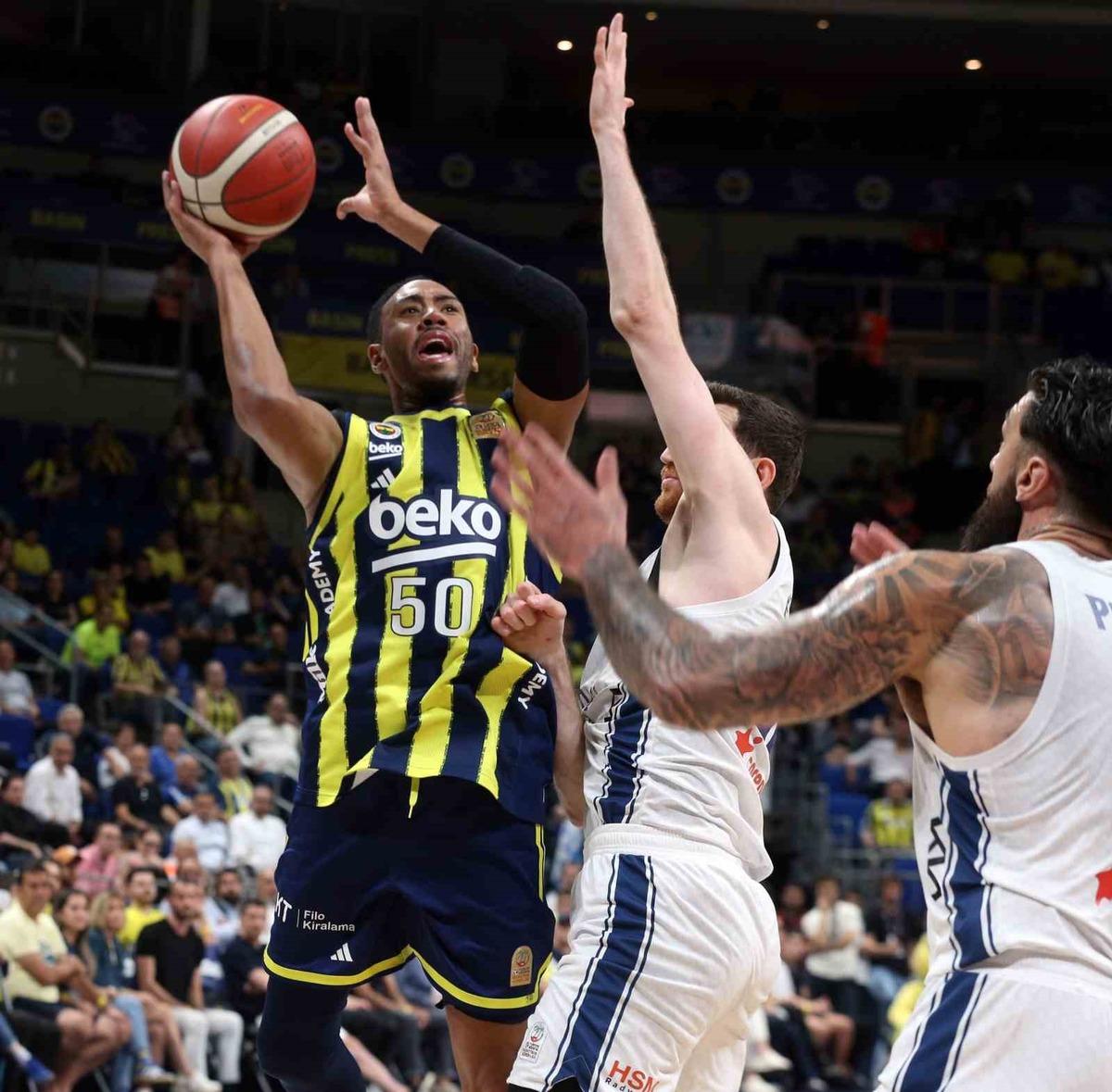 Basketbol Süper Ligi: Fenerbahçe: 60 - A. Efes: 59 1