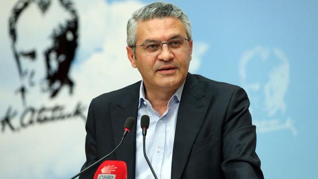 Kurultay çağrısı yapmasına rağmen 111 vekil arasında yer almadı! Oğuz Kaan Salıcı'dan açıklama geldi