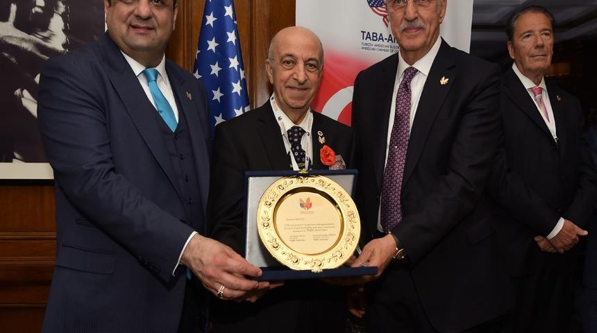 Türk Amerikan İş Adamları "Plaket Töreni"nde bir araya geldi