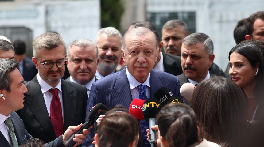 Cumhurbaşkanı Erdoğan'ın 10. kez torun sevinci! S&uuml;meyye Erdoğan Bayraktar ile Sel&ccedil;uk Bayraktar'ın &uuml;&ccedil;&uuml;nc&uuml; &ccedil;ocuğu oldu