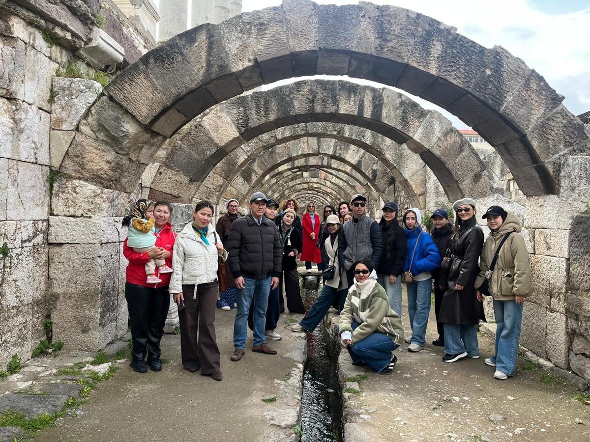 Bayramda müzeler doldu taştı! Bakan Ersoy: 1 milyon 514 bin ziyaretçiyle rekor kırdık 5
